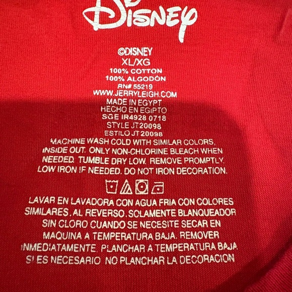 Disney Red Mickey Mouse Short Sleeve Tee kids XL (14-16) can fit an adult small - Picture 8 of 10